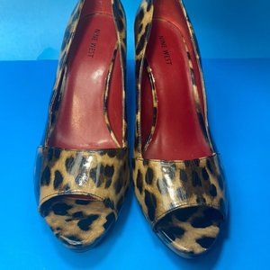 Nine West cheetah print heels size 10m